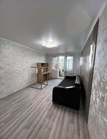 Продажа квартир: 1 комната, 32 м², 8 мкр 104 серия, 4 этаж, Свежий ремонт — 6