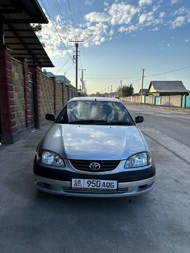 ист машина: Toyota Avensis: 2002 г., 1.8 л, Автомат, Бензин, Хэтчбэк