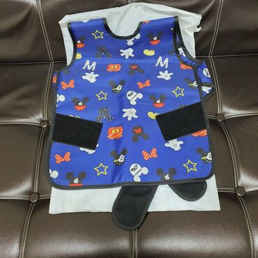 Медицинская одежда: Рентгенозащитный фартук детский. Новый, в упаковке. Длина