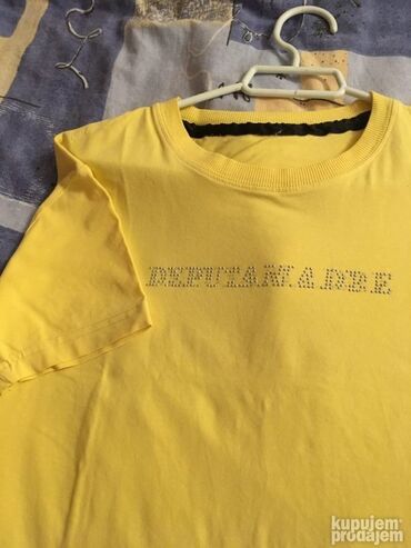 Majice kratkih rukava: Original majca De Puta Madre žute boje sa cirkonima. Dužina majce — 9