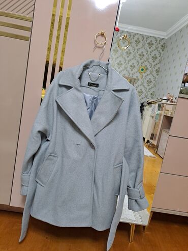 Digər: Razmer 36(ancaq oversize gedir)
100 azn alinib 60 azn satilir