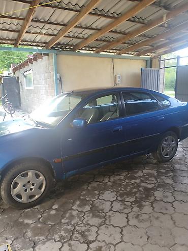 краски на авто: Toyota Avensis: 1998 г., 1.8 л, Механика, Лифтбек — 4