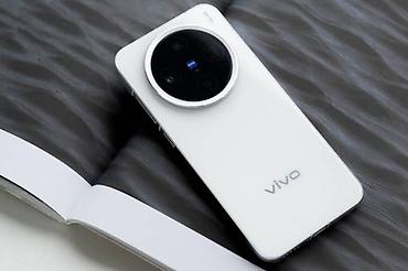 techno camon: Vivo X300, Б/у, 256 ГБ, цвет - Белый, 2 SIM — 2
