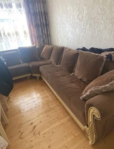 Gəzinti arabaları: NigEndirim. Kunc divan uzunlugu 2m eni 1.20 Qiymet 300 manat . Unvan