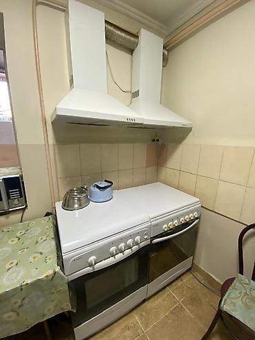 кухонный уго: ПРОДАЕТСЯ КУХНЯ: - Гарнитур вместе с мойкой и смесителем - 15 000 сом — 3