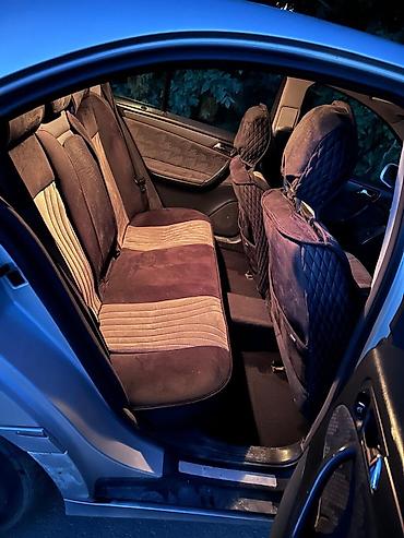 x class: Mercedes-Benz C-Class: 2001 г., 2 л, Автомат, Бензин, Седан — 9