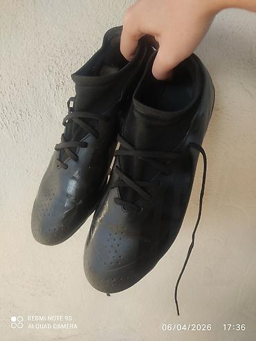 Butslar: Butslar Adidas, Ölçü: 45, İşlənmiş — 2