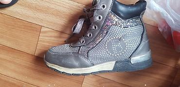 Детская обувь: Продаю сапоги осень - зима для девочки белый 26 размер зима осень. в — 10