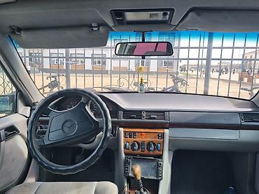 камир 70: Mercedes-Benz W124: 1994 г., 2.2 л, Механика, Газ, Универсал — 4