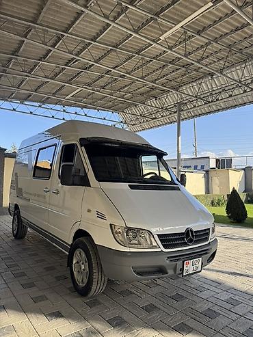 ремонт ковша экскаватора: Mercedes-Benz Спринтер: 2001 г., 2.7 л, Дизель, Фургон — 1