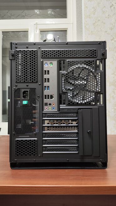 Настольные ПК и рабочие станции: Компьютер, ядер - 18, ОЗУ 64 ГБ, Для несложных задач, Б/у, Intel Xeon, NVIDIA GeForce RTX 3070, NVMe — 16