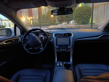 Ford: Ford Fusion sedan – ağ rəng, zərif və dinamik dizayn. Xüsusiyyətlər -da lalafo.az — 12 Ford: Ford Fusion sedan – ağ rəng, zərif və dinamik dizayn. Xüsusiyyətlər — 12