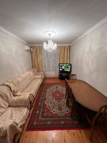 Köhnə tikili: Hovsanda 9/9 3 otaqli bina evi satilir qiymet 110000 — 17