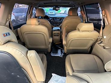 Kia: Kia Carnival: 2019 г., Минивэн — 15