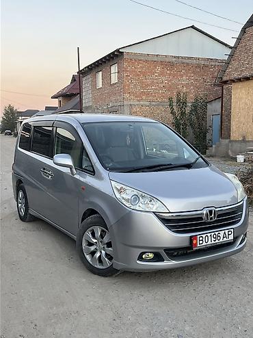 вукупка машина: Honda Stepwgn: 2005 г., 2 л, Автомат, Бензин, Минивэн — 3