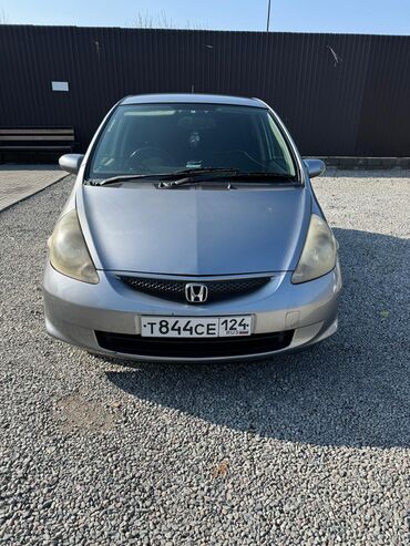 машина ист: Honda Fit: 2004 г., 1.3 л, Вариатор, Бензин, Хэтчбэк