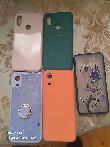Telefon Qabları(Kabro) 3 Dənəsi İşlanməyib 3 ü Az işlənib