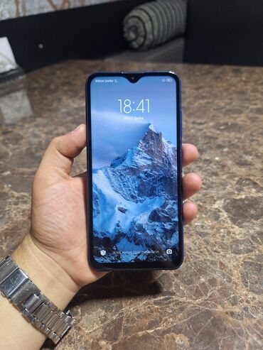 redmi 9 ucun kabrolar: Redmi 8, 64 GB, rəng - Göy, Sensor, Barmaq izi, İki sim kartlı