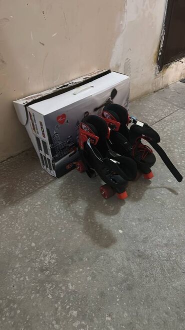 Musiqi alətləri: Ideal vəziyəttə inline skate (rolik) satıram. nömre 39-42