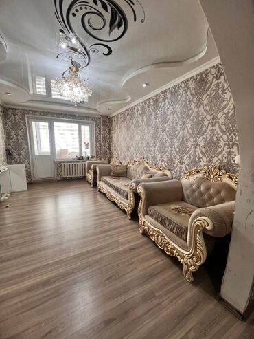 снять квартиру без риэлтора: 3 комнаты, 100 м², 106 серия улучшенная, 1 этаж, Косметический ремонт