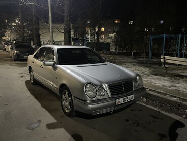 шторки: Mercedes-Benz E-Class: 3.2 л | 1999 г. | Седан