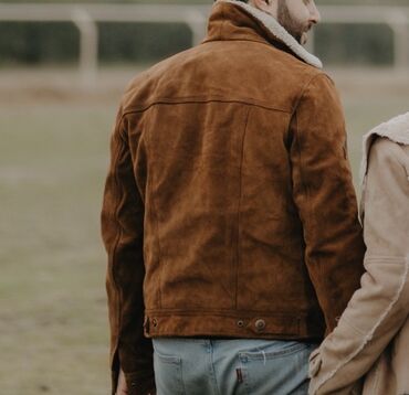 Paltolar: Satılır dəridir orjinallığını yoxladıb götürə bilərsiz . 80 azn ciddi — 3