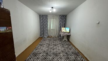 продаю квартиру в канте: 1 комната, 32 м², 104 серия, 2 этаж, Старый ремонт