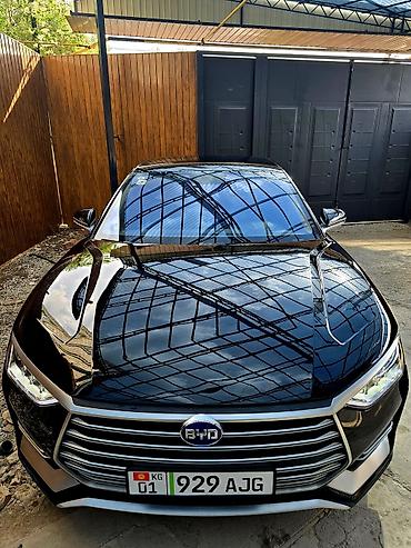 BYD: BYD E9: 2021 г. — 3