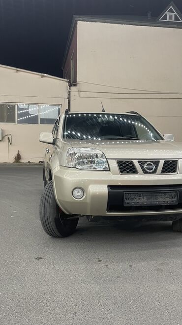 nissan sunny nece masindir: Nissan X-Trail: 2.5 l | 2008 il Universal