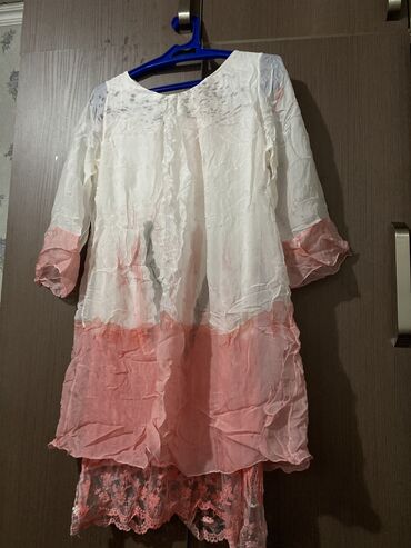коляска 3000: Детское платье, цвет - Розовый, Б/у