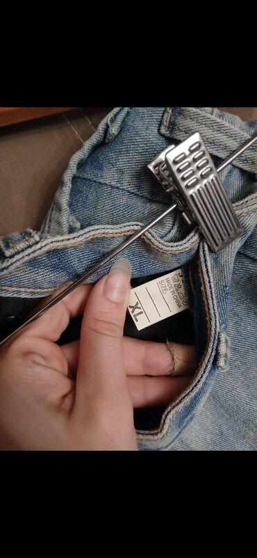 Köynək və bluzalar: Qadın geyimləri dəsti 1) Qırmızı off-shoulder crop bluz - Uzunqol — 3