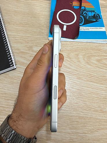 iphone 13 oro: IPhone 16, 128 GB, Gümüşü — 5
