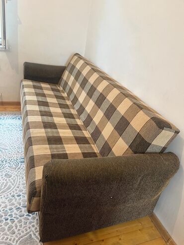 Stullar: Divan, İşlənmiş, Açılan, Bazalı, Parça