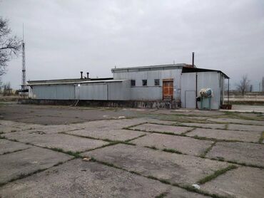 каракол продажа домов: 🔥 Продается коммерческое Помищение 57 соток красная книга 📕 Жд