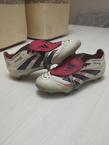 коллекционные монеты: Футбольные бутсы Adidas Predator (FG) - Серия Predator с фирменным — 3