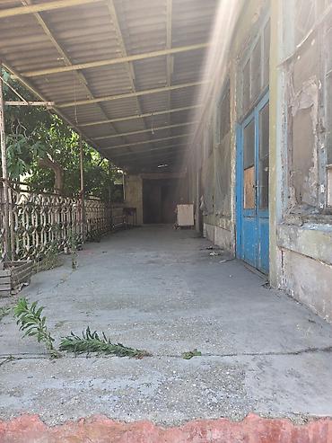 sabuncuda: Sabunçu qəs. 4 otaqlı, 3 kv. m, Təmirsiz — 9