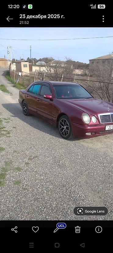 фольксваген поло л с: Mercedes-Benz E-Class sedan (W210), tünd bordo rəng. - Kuzov: 4 qapılı — 1
