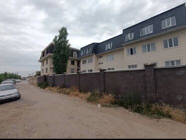 разделитель комнаты: 1 комната, 39 м², Индивидуалка, 3 этаж, Евроремонт
