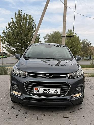 Продажа авто: Chevrolet Trax: 2021 г., 1.4 л, Автомат, Бензин, Кроссовер — 2