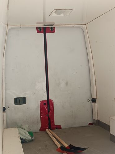 Легкий грузовой транспорт: Легкий грузовик, Mercedes-Benz, 2 т, Б/у — 9