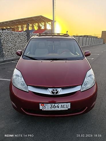 Toyota: Toyota Sienna: 2009 г., 3.5 л, Автомат, Бензин, Минивэн — 4