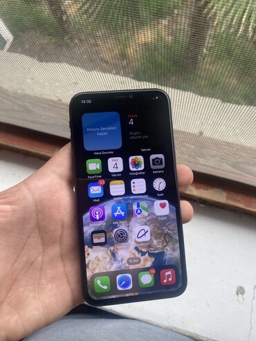 Apple iPhone: IPhone X, 64 GB, White Titanium, Qırıq, Simsiz şarj