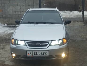 Daewoo: Daewoo Nexia: 2010 г., 1.6 л, Механика, Бензин, Седан