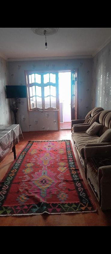 nefciler kiraye: 3 otaqlı mənzil kiraye verilir kansaner var 3mertebe Ale iw adami — 2