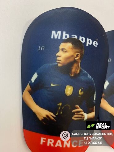 Другое для спорта и отдыха: Щитки с принтами лучших игроков футбола!!! Щитки мини, для защиты — 12