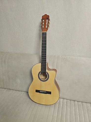 Klassik gitaralar: Klassik gitara, Yeni, Ünvandan götürmə -da lalafo.az — 3 Klassik gitaralar: Klassik gitara, Yeni, Ünvandan götürmə — 3