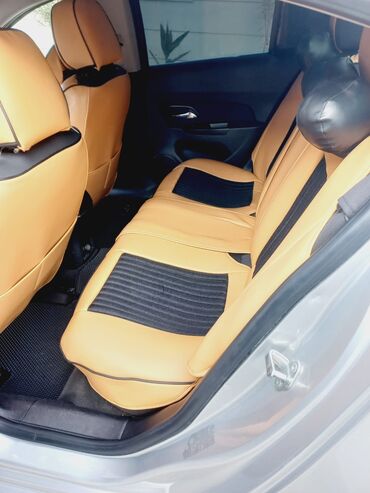 Chevrolet: Ili 2014 yaxsı veziyyetdedir.Tecili satıldığı üçün bu qiymete — 8