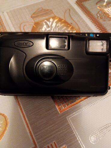 старые фотоаппарат: Продаётся фото аппарат Kodak FILM
б/у в отличном состоянии.
г.Ош