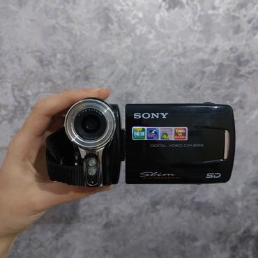 sony a6400: SONY dijital video kamera endirim ola bilər həm batareya həm adapterlə