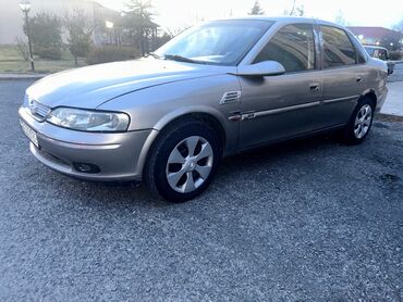 Opel: Opel Vectra: 2 l | 1996 il 231000 km Sedan — 9